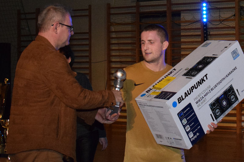 Fire Chełmno po raz 3 z rzędu Mistrzem V edycji Chełmińskiej Ligi Piłki Nożnej halowej ,,Grawitacja Liga' 2016/2017