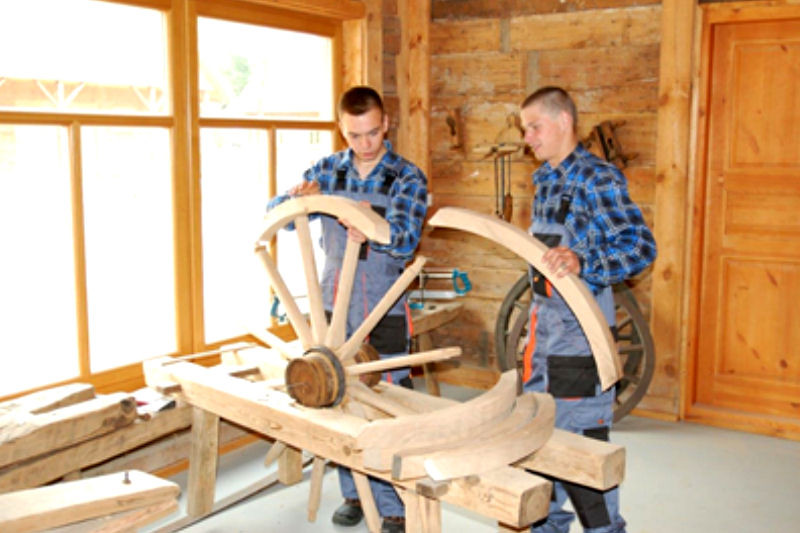 Młodzieżowe Centrum Kariery OHP w Chełmnie organizuje cykl darmowych szkoleń 