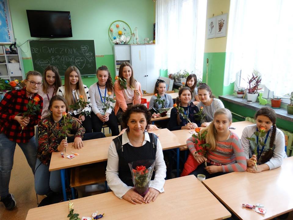 Dzień Kobiet w Szkole Podstawowej nr 4