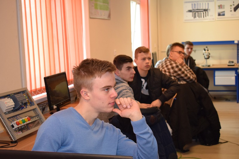 Spotkanie z ciekawymi zawodami - warsztaty w Zespole Szkół Centrum Kształcenia Praktycznego w Grubnie