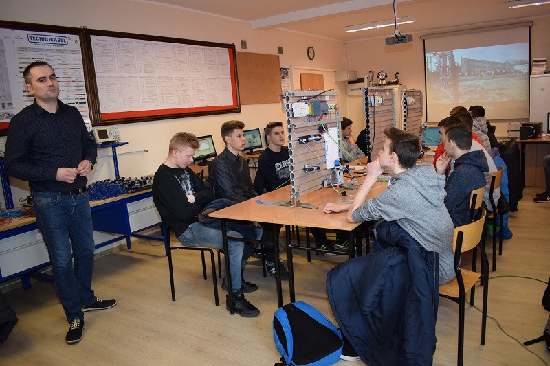 Spotkanie z ciekawymi zawodami - warsztaty w Zespole Szkół Centrum Kształcenia Praktycznego w Grubnie