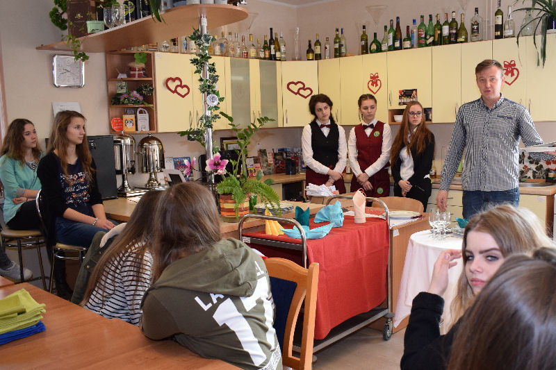 Spotkanie z ciekawymi zawodami - warsztaty w Zespole Szkół Centrum Kształcenia Praktycznego w Grubnie