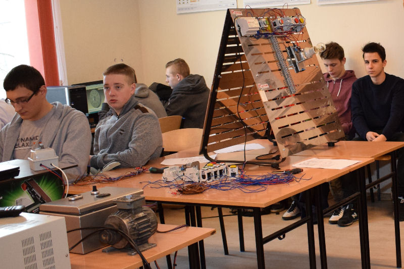 Spotkanie z ciekawymi zawodami - warsztaty w Zespole Szkół Centrum Kształcenia Praktycznego w Grubnie