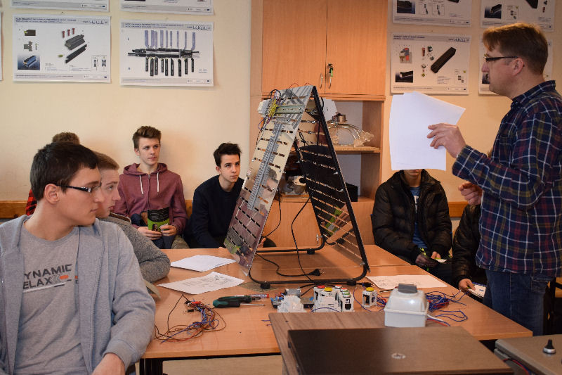 Spotkanie z ciekawymi zawodami - warsztaty w Zespole Szkół Centrum Kształcenia Praktycznego w Grubnie