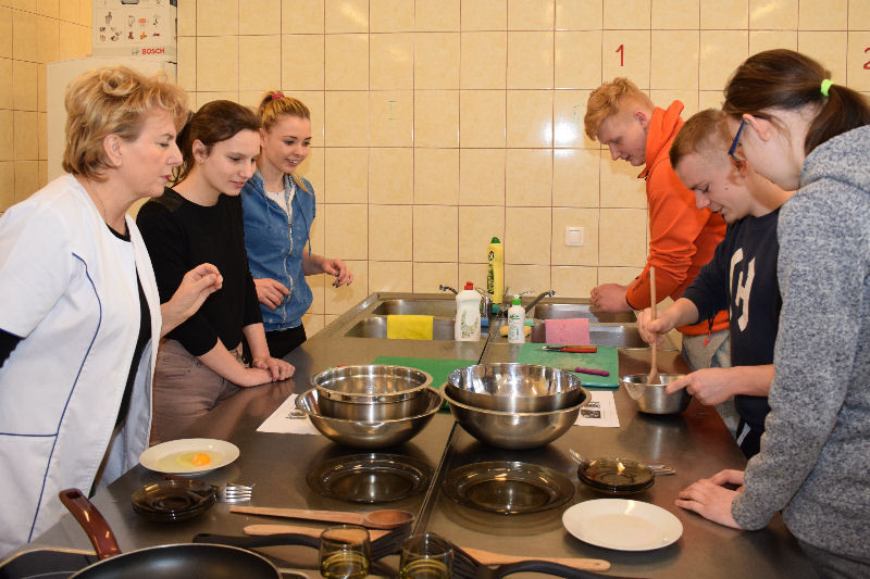 Spotkanie z ciekawymi zawodami - warsztaty w Zespole Szkół Centrum Kształcenia Praktycznego w Grubnie