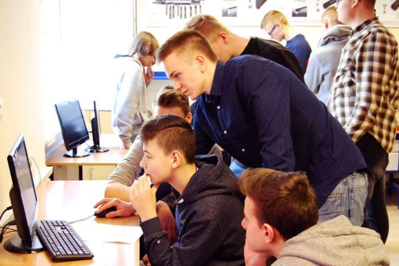 Spotkanie z ciekawymi zawodami - warsztaty w Zespole Szkół Centrum Kształcenia Praktycznego w Grubnie