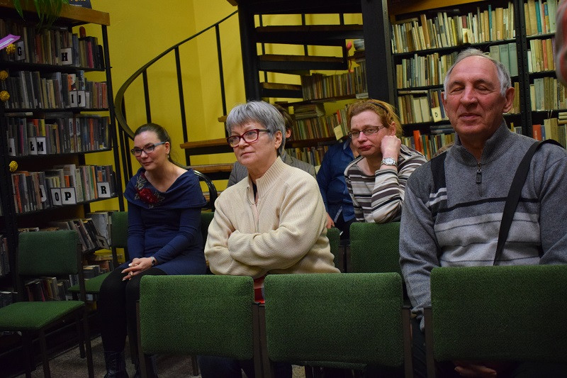 O blaskach i cieniach emigracji - spotkanie autorskie z Ewą Winnicką