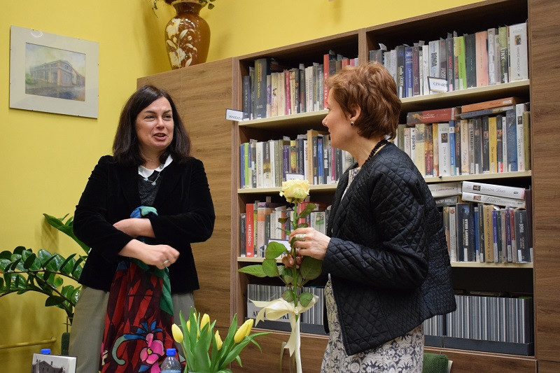 O blaskach i cieniach emigracji - spotkanie autorskie z Ewą Winnicką