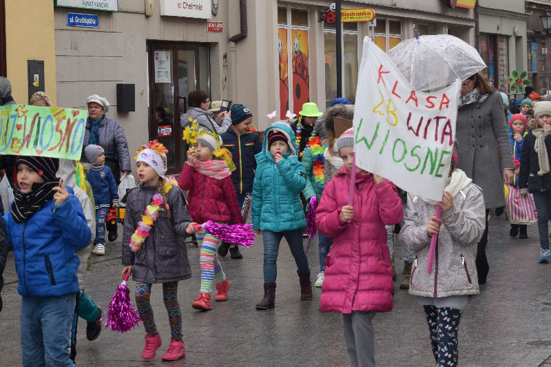Happening z okazji Światowego Dnia Zespołu Downa i powitania WIOSNY