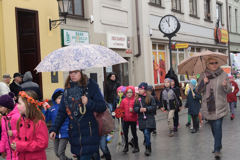 Happening z okazji Światowego Dnia Zespołu Downa i powitania WIOSNY