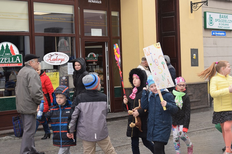 Happening z okazji Światowego Dnia Zespołu Downa i powitania WIOSNY