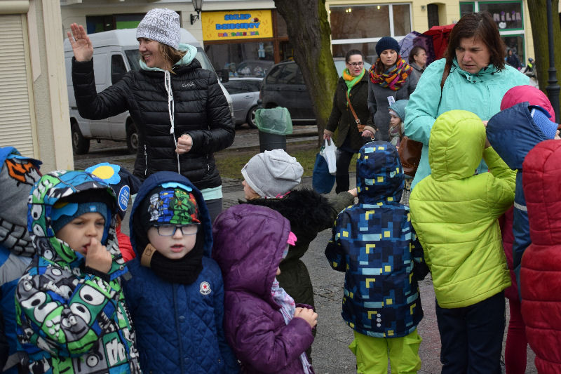 Happening z okazji Światowego Dnia Zespołu Downa i powitania WIOSNY