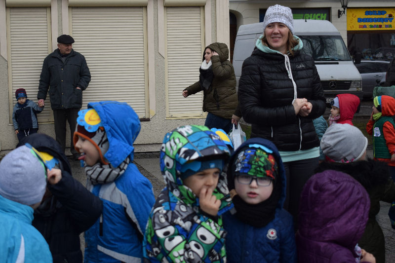 Happening z okazji Światowego Dnia Zespołu Downa i powitania WIOSNY