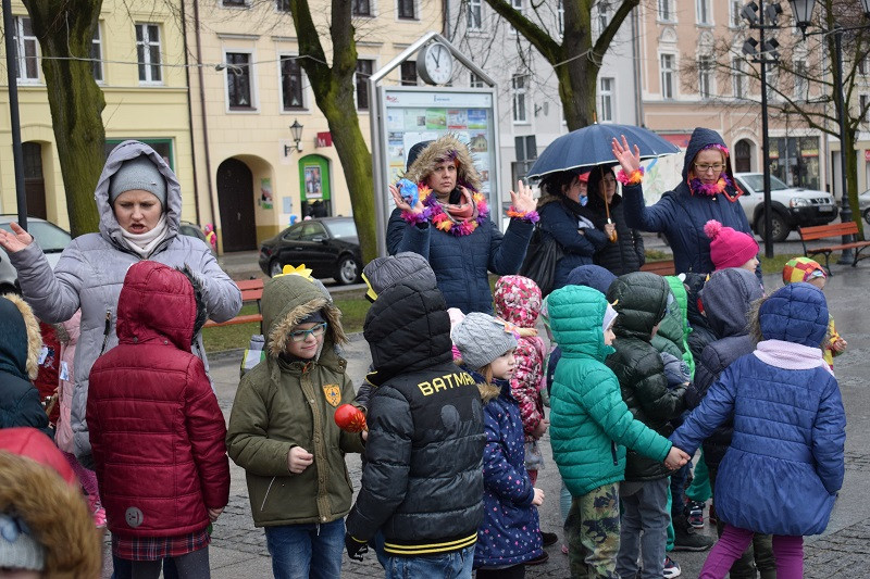 Happening z okazji Światowego Dnia Zespołu Downa i powitania WIOSNY