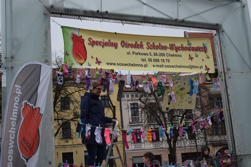 Happening z okazji Światowego Dnia Zespołu Downa i powitania WIOSNY