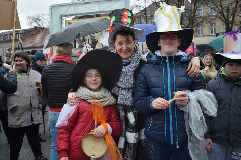 Happening z okazji Światowego Dnia Zespołu Downa i powitania WIOSNY