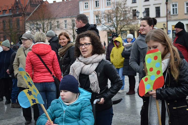 Happening z okazji Światowego Dnia Zespołu Downa i powitania WIOSNY