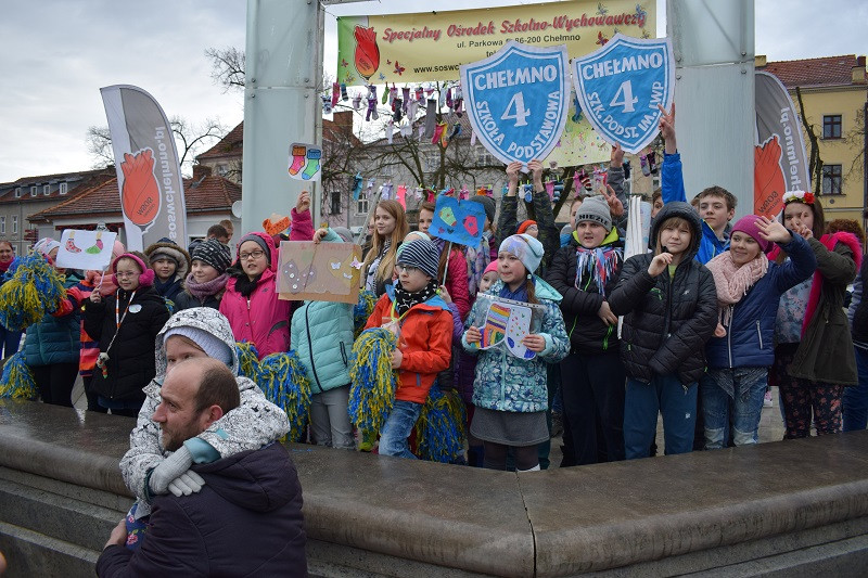 Happening z okazji Światowego Dnia Zespołu Downa i powitania WIOSNY