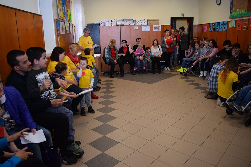 Pełne atrakcji spotkanie z rehabilitantami w Specjalnym Ośrodku Szkolno-Wychowawczym