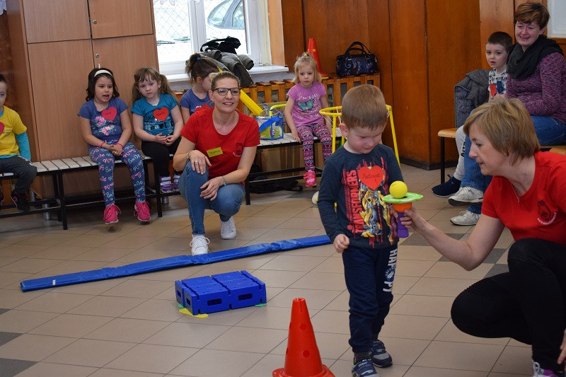 Pełne atrakcji spotkanie z rehabilitantami w Specjalnym Ośrodku Szkolno-Wychowawczym