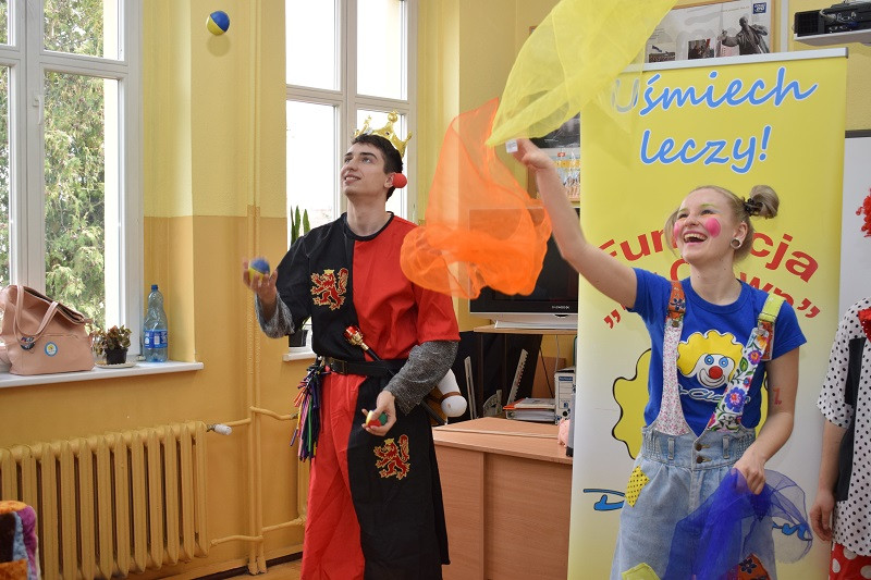 Pełne atrakcji spotkanie z rehabilitantami w Specjalnym Ośrodku Szkolno-Wychowawczym