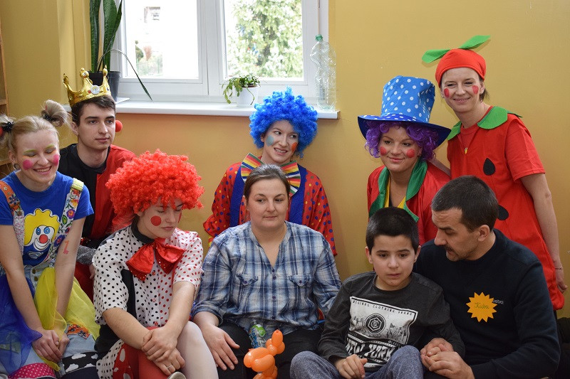 Pełne atrakcji spotkanie z rehabilitantami w Specjalnym Ośrodku Szkolno-Wychowawczym