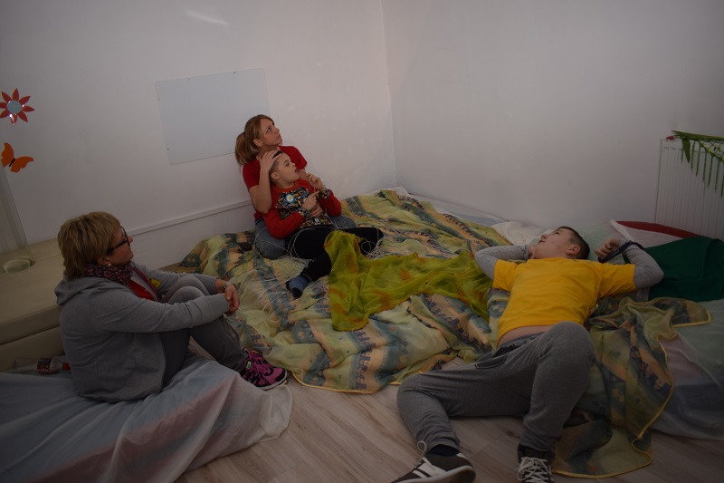 Pełne atrakcji spotkanie z rehabilitantami w Specjalnym Ośrodku Szkolno-Wychowawczym