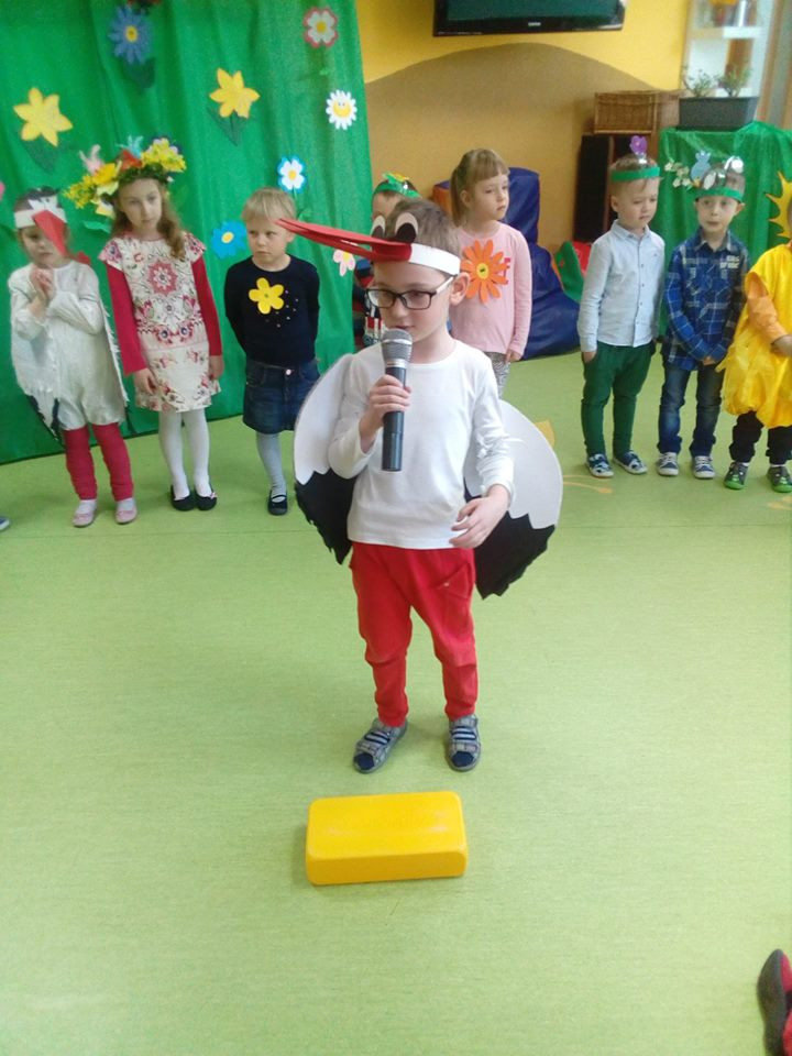 Wiosenne przedstawienie w Niepublicznym Przedszkolu 