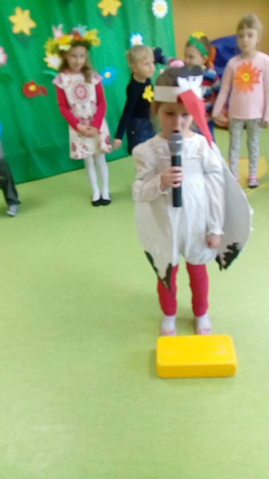 Wiosenne przedstawienie w Niepublicznym Przedszkolu 