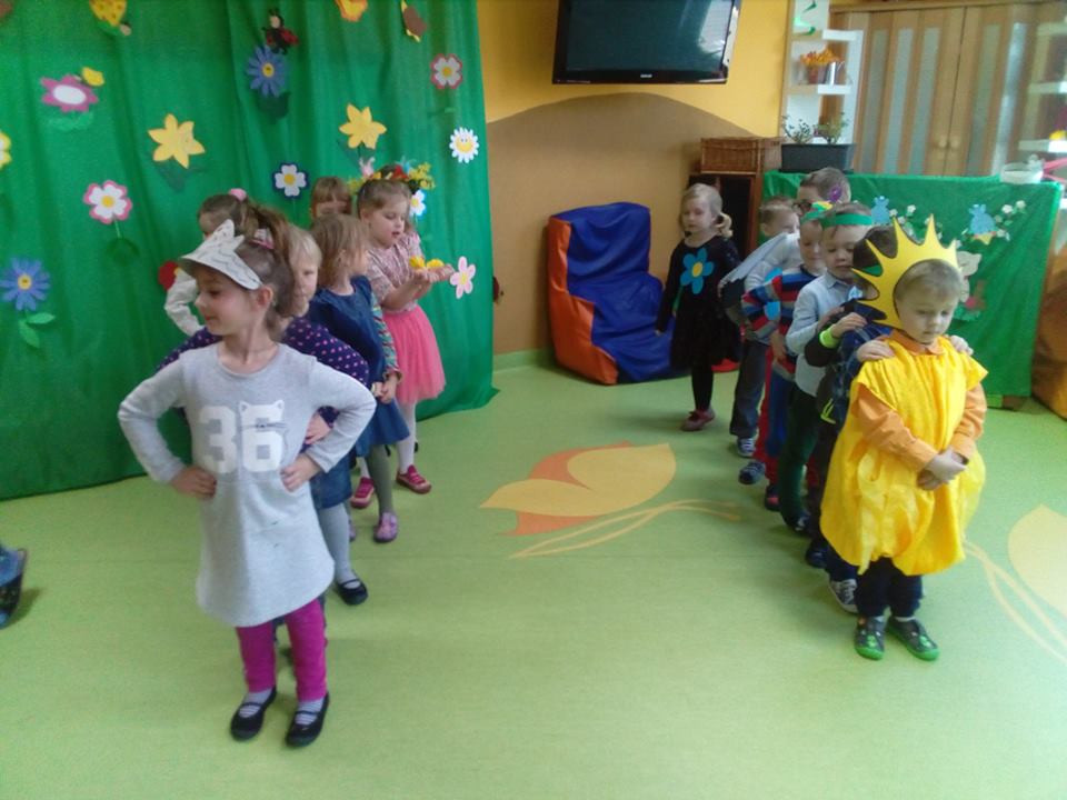 Wiosenne przedstawienie w Niepublicznym Przedszkolu 