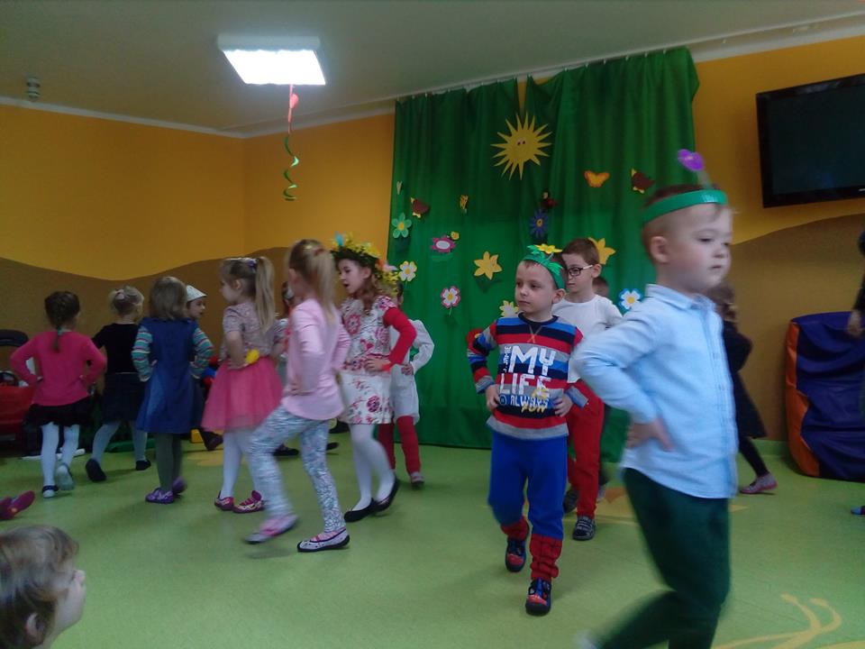 Wiosenne przedstawienie w Niepublicznym Przedszkolu 