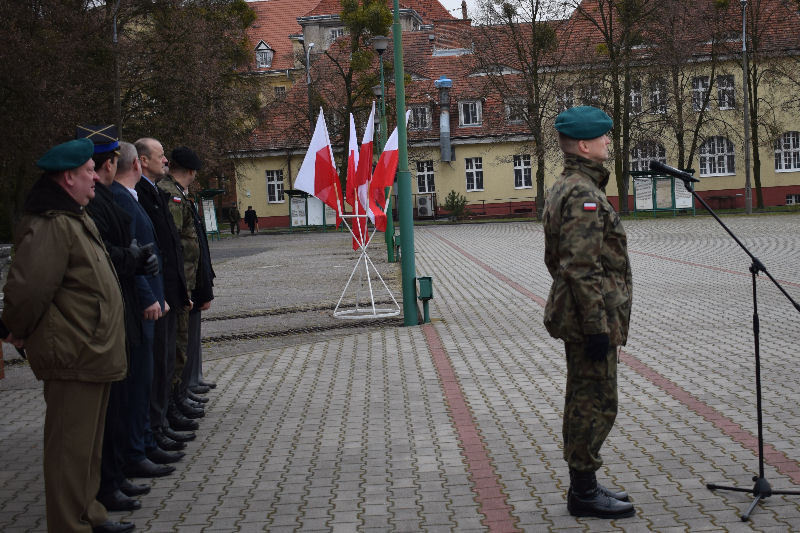 Uroczysty apel z okazji przekazania i przyjęcia obowiązków dowódcy 3. Batalionu Drogowo-Mostowego
