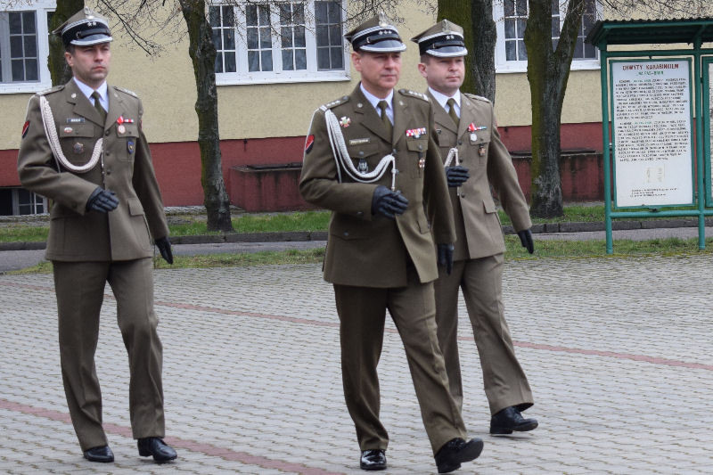 Uroczysty apel z okazji przekazania i przyjęcia obowiązków dowódcy 3. Batalionu Drogowo-Mostowego