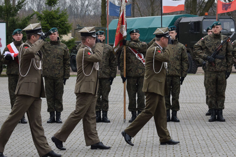 Uroczysty apel z okazji przekazania i przyjęcia obowiązków dowódcy 3. Batalionu Drogowo-Mostowego