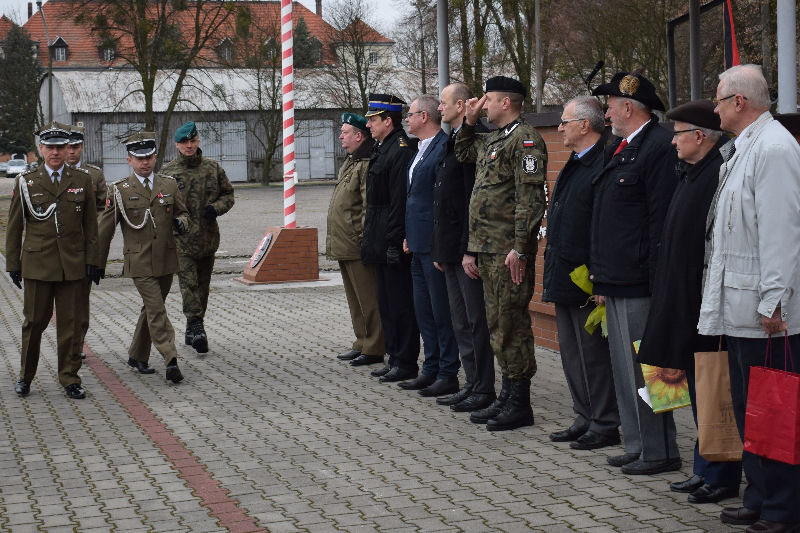 Uroczysty apel z okazji przekazania i przyjęcia obowiązków dowódcy 3. Batalionu Drogowo-Mostowego