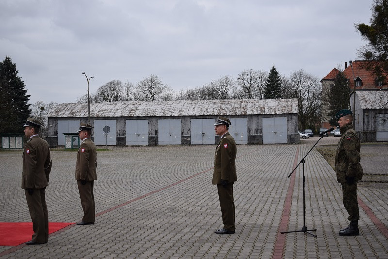 Uroczysty apel z okazji przekazania i przyjęcia obowiązków dowódcy 3. Batalionu Drogowo-Mostowego