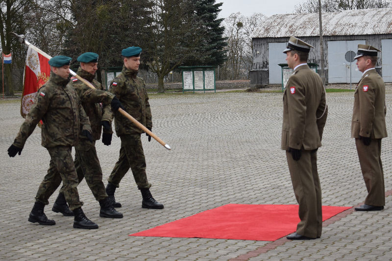 Uroczysty apel z okazji przekazania i przyjęcia obowiązków dowódcy 3. Batalionu Drogowo-Mostowego