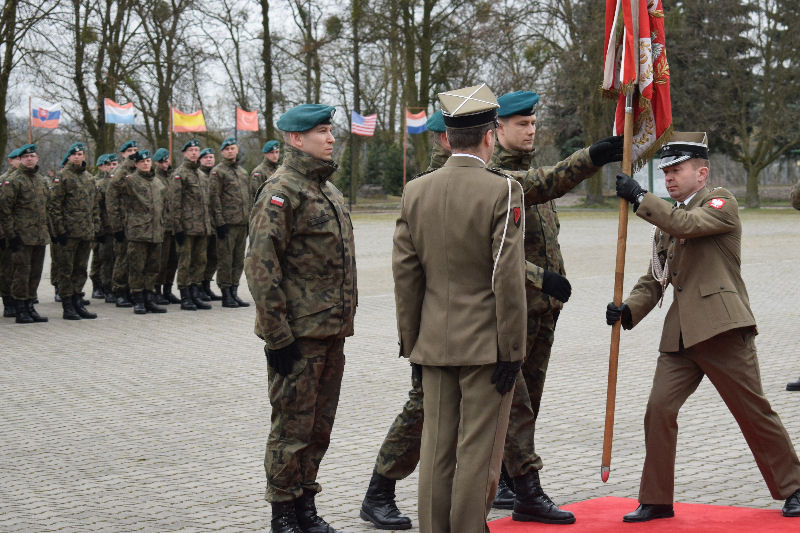 Uroczysty apel z okazji przekazania i przyjęcia obowiązków dowódcy 3. Batalionu Drogowo-Mostowego