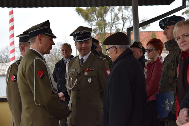 Uroczysty apel z okazji przekazania i przyjęcia obowiązków dowódcy 3. Batalionu Drogowo-Mostowego