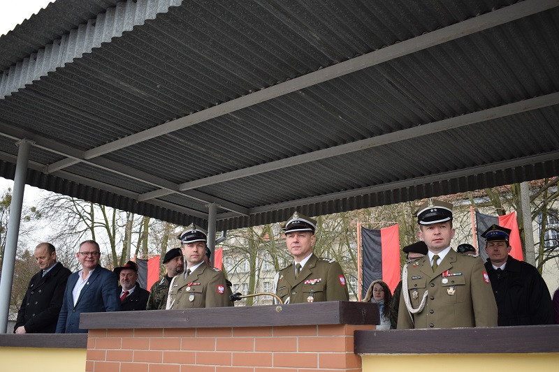 Uroczysty apel z okazji przekazania i przyjęcia obowiązków dowódcy 3. Batalionu Drogowo-Mostowego