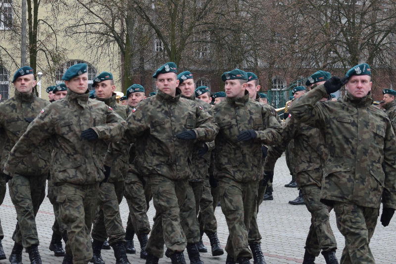 Uroczysty apel z okazji przekazania i przyjęcia obowiązków dowódcy 3. Batalionu Drogowo-Mostowego