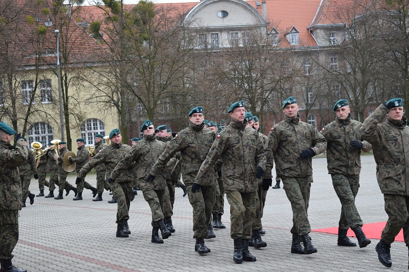 Uroczysty apel z okazji przekazania i przyjęcia obowiązków dowódcy 3. Batalionu Drogowo-Mostowego