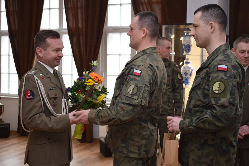 Uroczysty apel z okazji przekazania i przyjęcia obowiązków dowódcy 3. Batalionu Drogowo-Mostowego