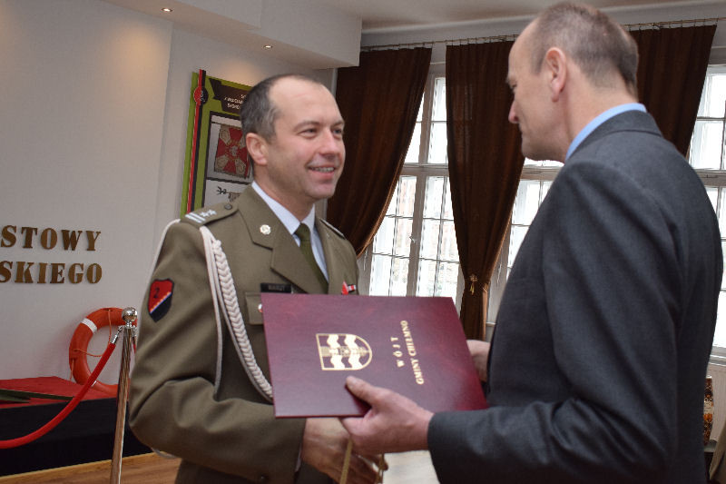Uroczysty apel z okazji przekazania i przyjęcia obowiązków dowódcy 3. Batalionu Drogowo-Mostowego