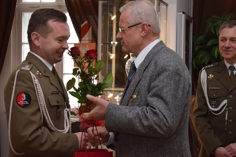 Uroczysty apel z okazji przekazania i przyjęcia obowiązków dowódcy 3. Batalionu Drogowo-Mostowego