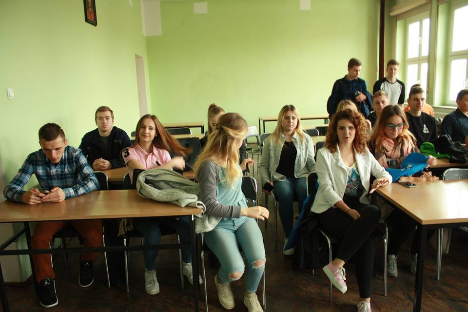 ZS nr 2 z wizytą w Instytucie Fizyki UMK w Toruniu