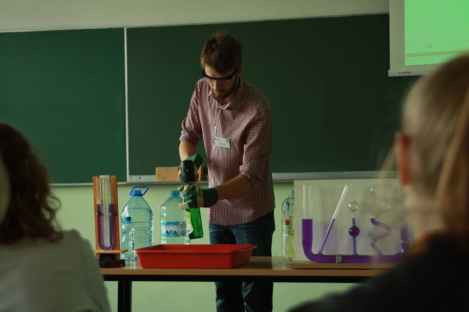 ZS nr 2 z wizytą w Instytucie Fizyki UMK w Toruniu