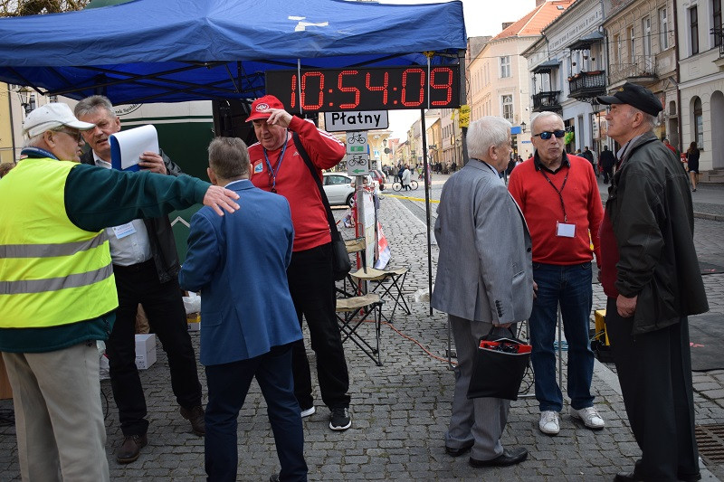 II Bieg Zakochanych dla Par w ramach 46 Ogólnopolskich Biegów Ulicznych 