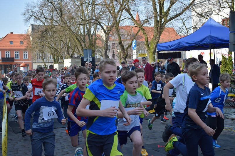 II Bieg Zakochanych dla Par w ramach 46 Ogólnopolskich Biegów Ulicznych 