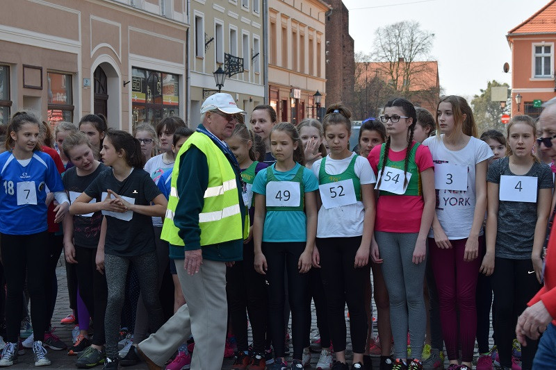 II Bieg Zakochanych dla Par w ramach 46 Ogólnopolskich Biegów Ulicznych 